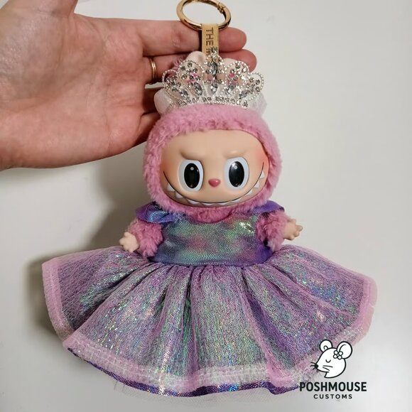 Labubu Wicked for Good Glinda Sparkle Dress with Rhinestone Crown Outfit - Picture 5 of 7